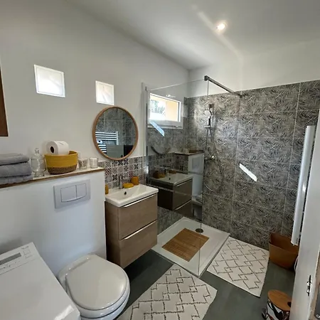 Appartement Complet Neuf En Rdc *